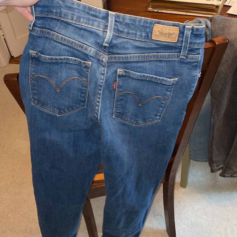 Levi Jeans - Picture 3 of 5